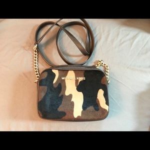 Michael Kors mini cross body w/leopard print